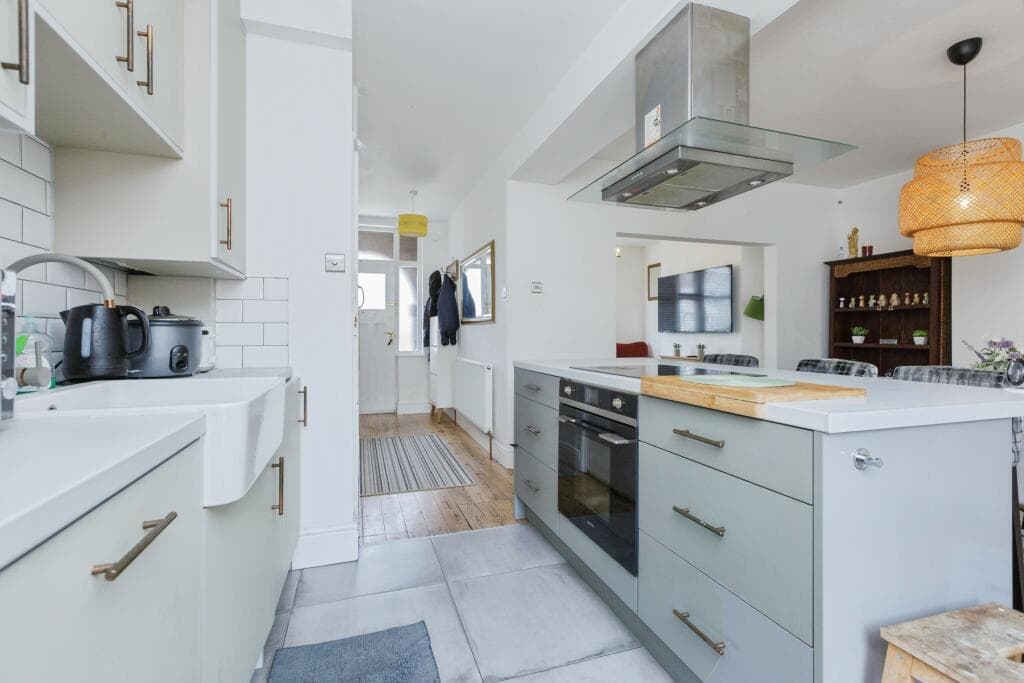 Petworth Drive, Leicester, LE3 - Image 4