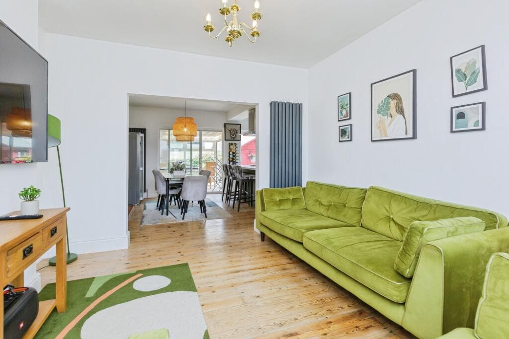 Petworth Drive, Leicester, LE3 - Image 9