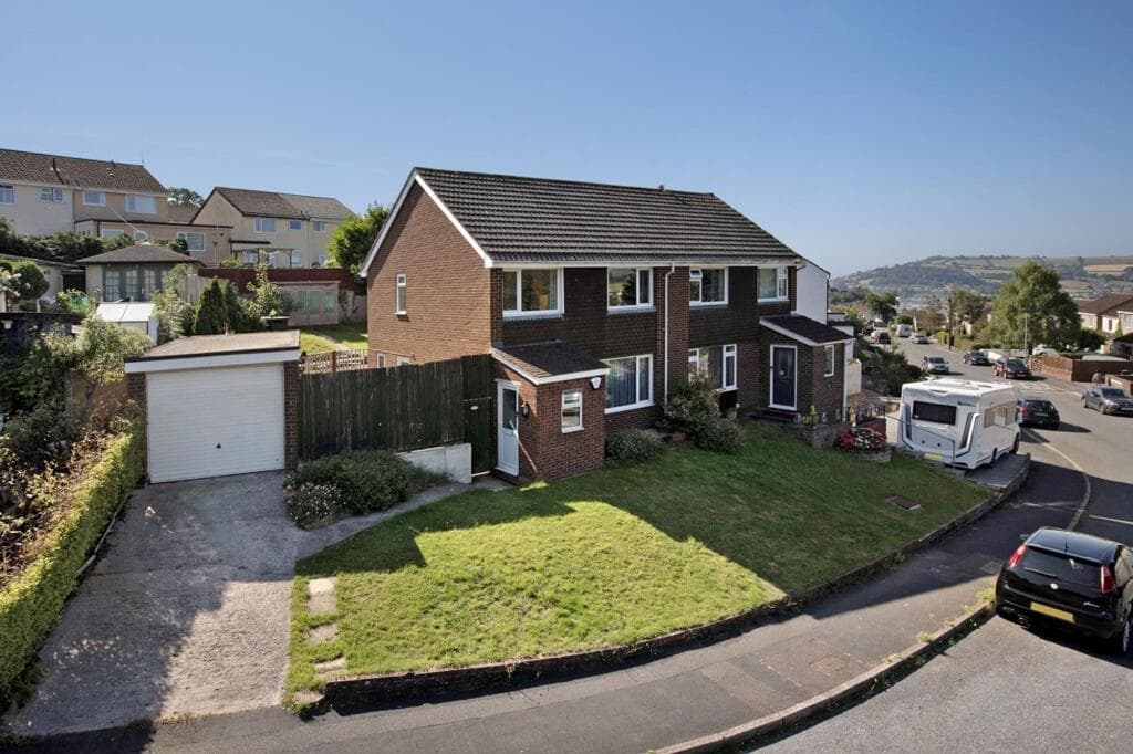 View property at Raleigh Road, Teignmouth, TQ14