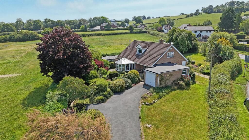 View property at Crew Green, Shrewsbury