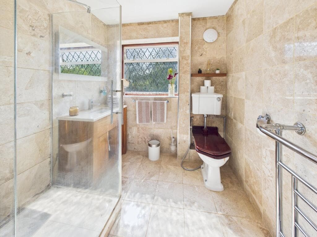 St. Marys Road, Langley, Berkshire, SL3 - Image 6