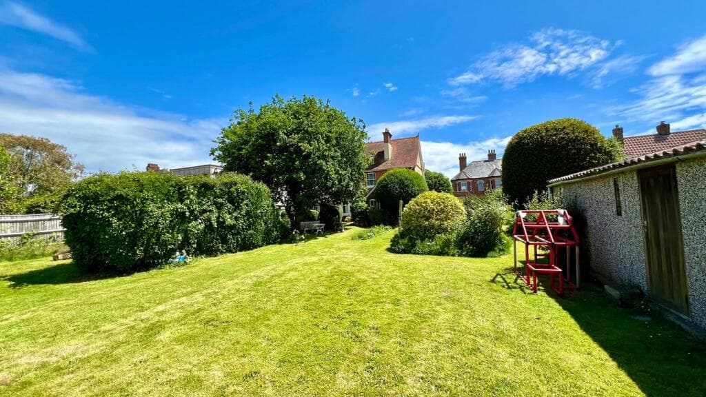 Stanley Road, Lymington, SO41 - Image 4
