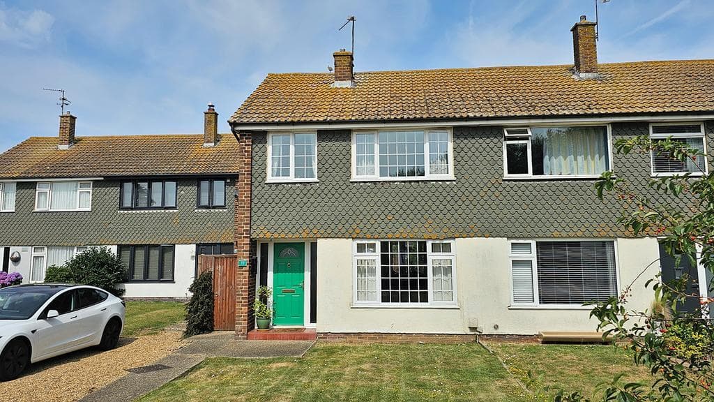 View property at Windmill Road, Herne Bay, CT6 7DF
