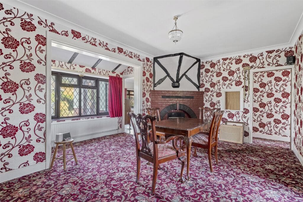 Ferring Close, Ferring, Worthing, West Sussex, BN12 - Image 7