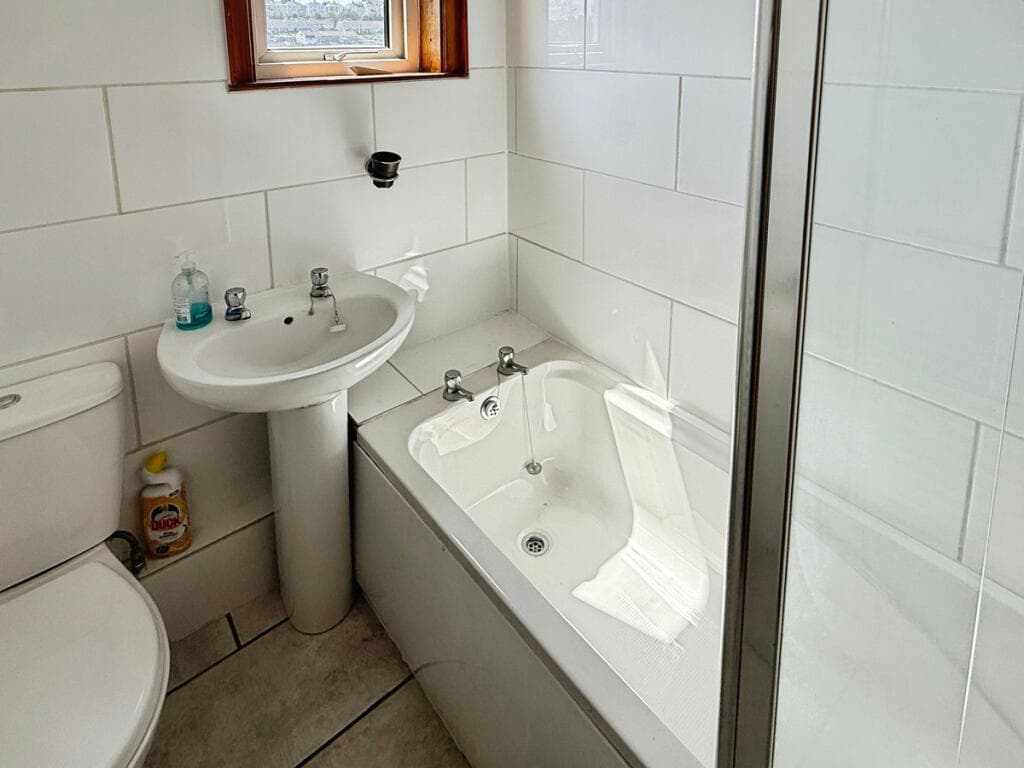 Old Laira Road, Plymouth, PL3 - Image 10