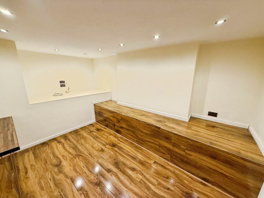Old Laira Road, Plymouth, PL3 - Image 7