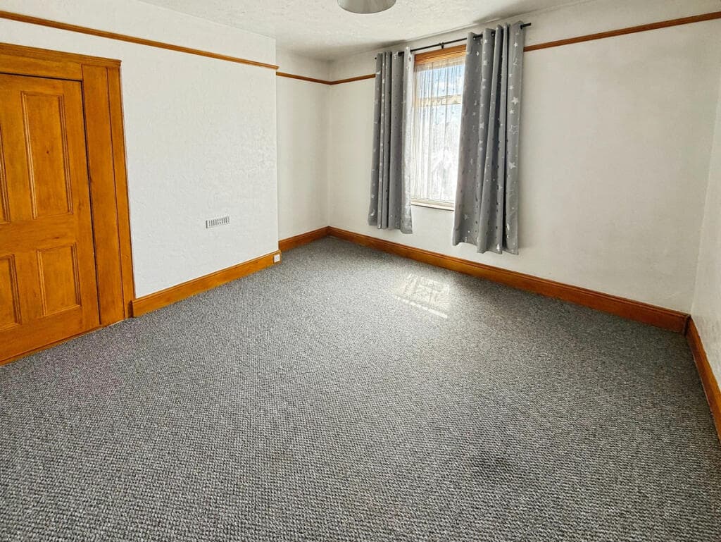 Old Laira Road, Plymouth, PL3 - Image 8