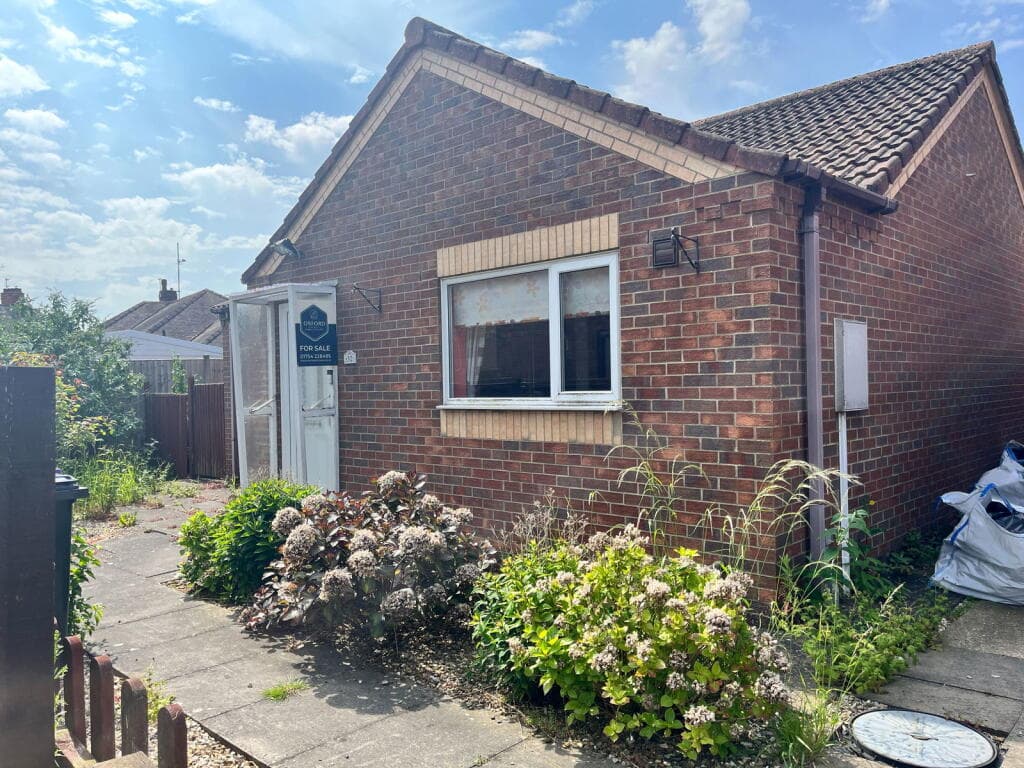 View property at Brian Avenue, Skegness, PE25 2DF