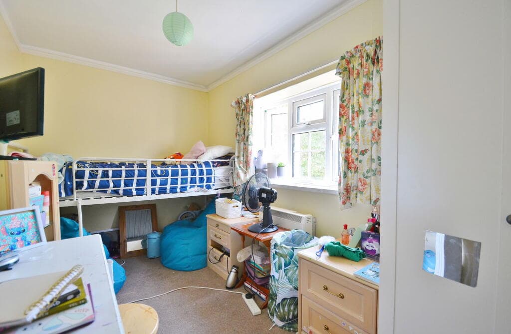 Box Tree Lane, Postcombe - Image 11