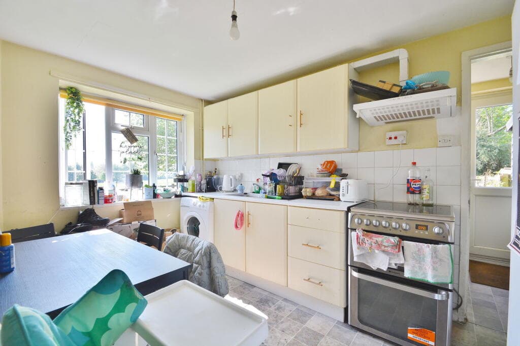 Box Tree Lane, Postcombe - Image 5