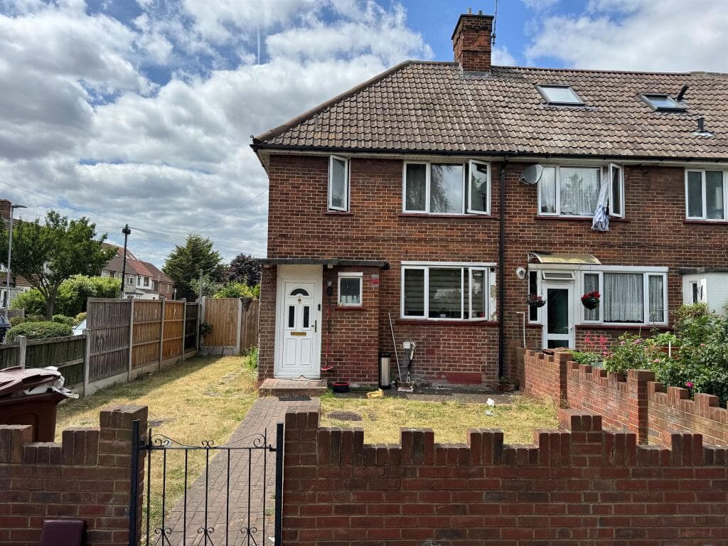 Bevan Avenue, Barking - Image 1