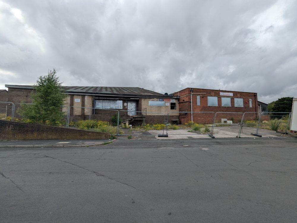 New Wortley Labour Club, Oak Road Armley, Leeds, LS12 2HJ - Image 1