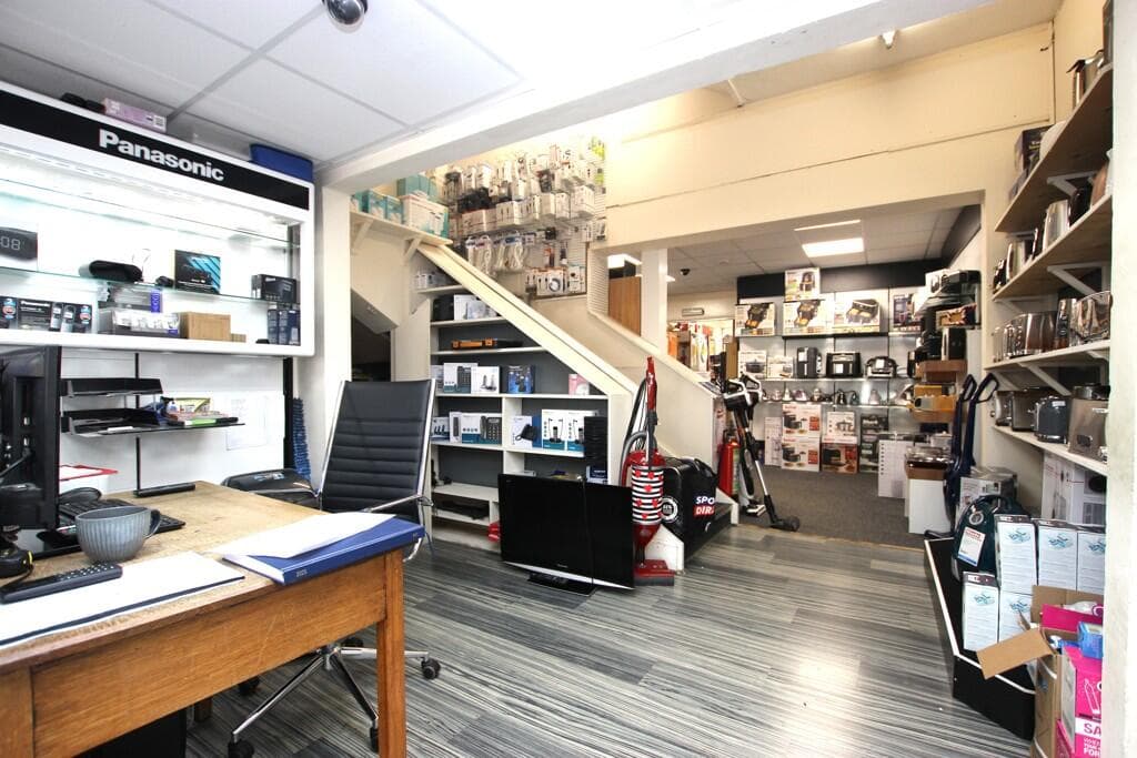 12 Mercer Row, Louth, Lincolnshire, LN11 9JQ - Image 4