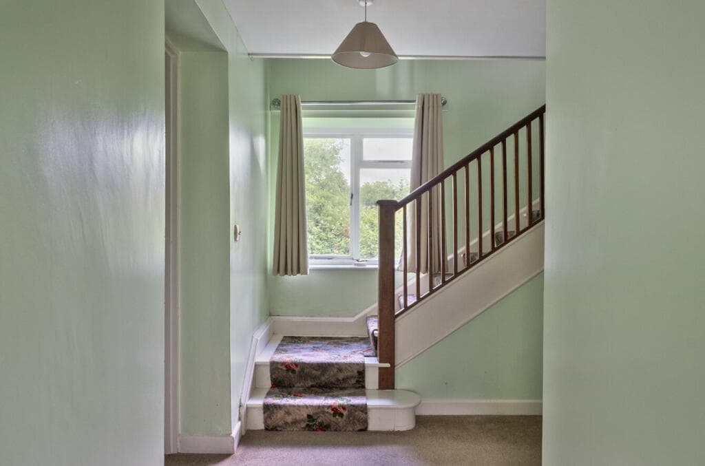 Chaffcombe Road, Chard, Somerset, TA20 - Image 8