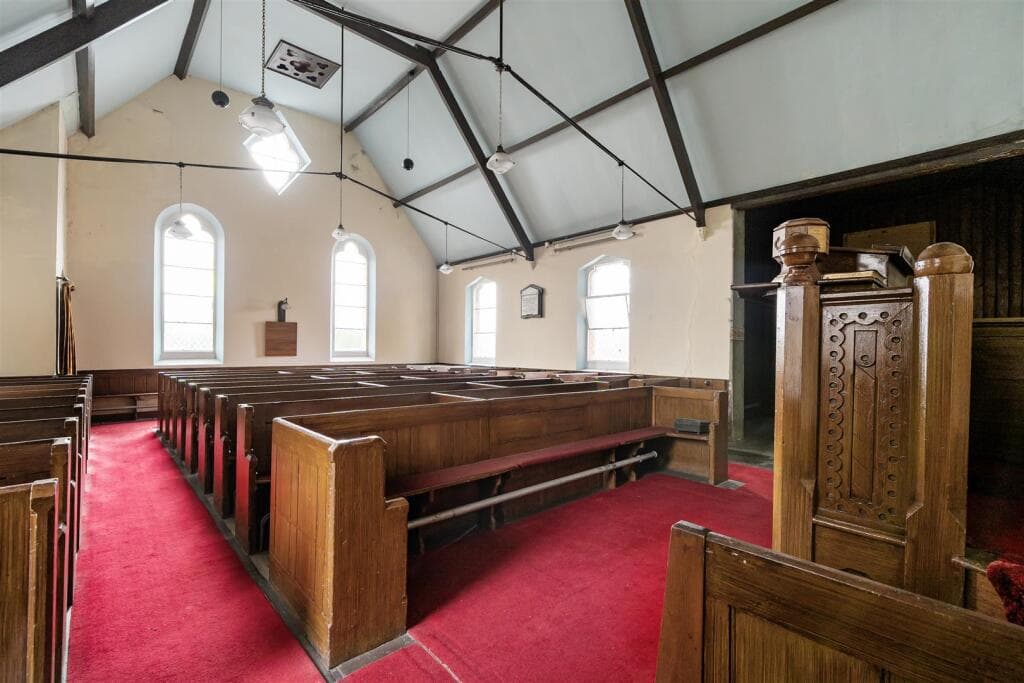 Chapel Lane, Llanymynech. - Image 10