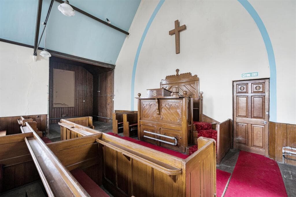 Chapel Lane, Llanymynech. - Image 5