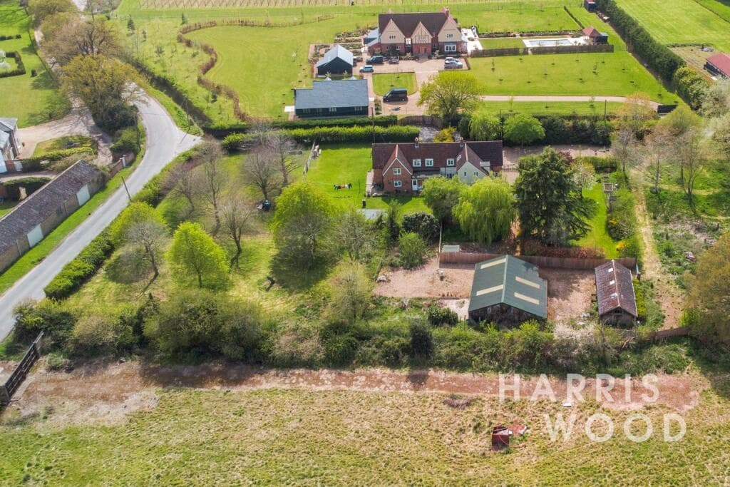 View property at Hunters Chase, Ardleigh, Colchester, Essex, CO7
