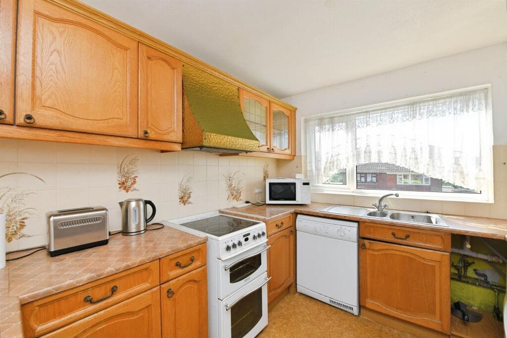 Downham Gardens, Tamerton Foliot, Plymouth - Image 11