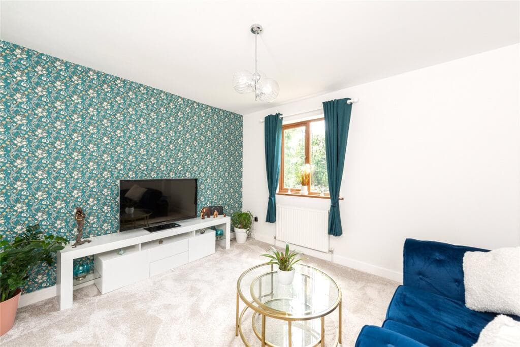 Long Lane, Aston End, Stevenage, Hertfordshire, SG2 - Image 9