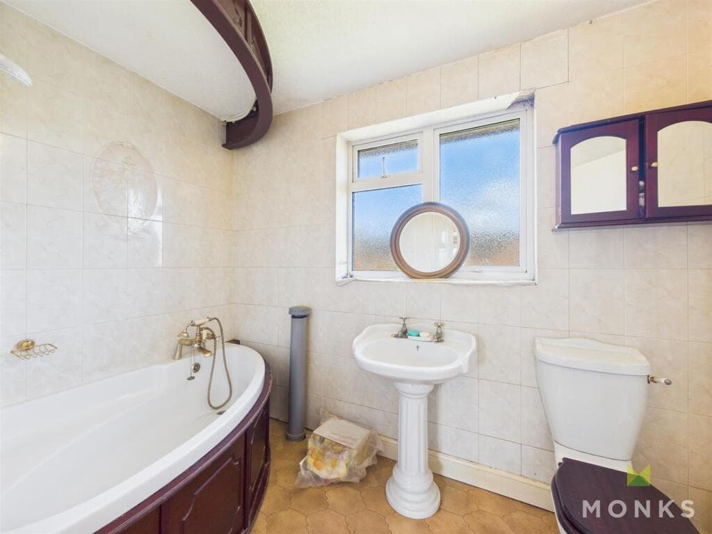 Bridge Way, Shawbury, Shrewsbury - Image 10