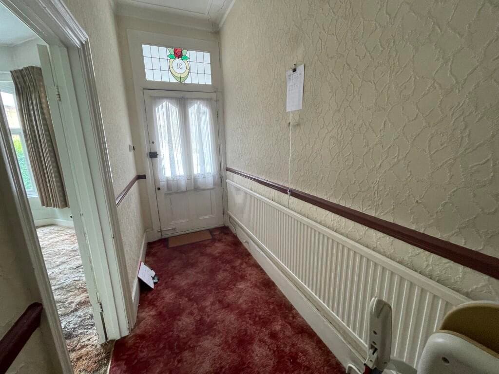 31 Margery Park Road, London, London E7 9LA - Image 5
