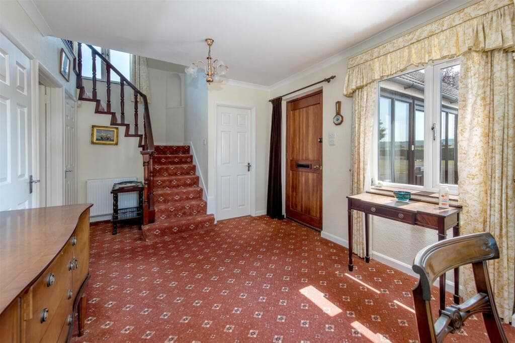 Private Road, Trull, Taunton - Image 4