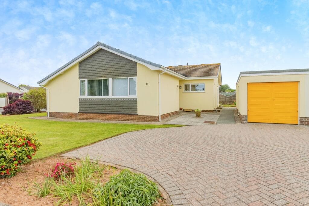 View property at Orchard Way, Stoke Gabriel, Totnes, Devon, TQ9