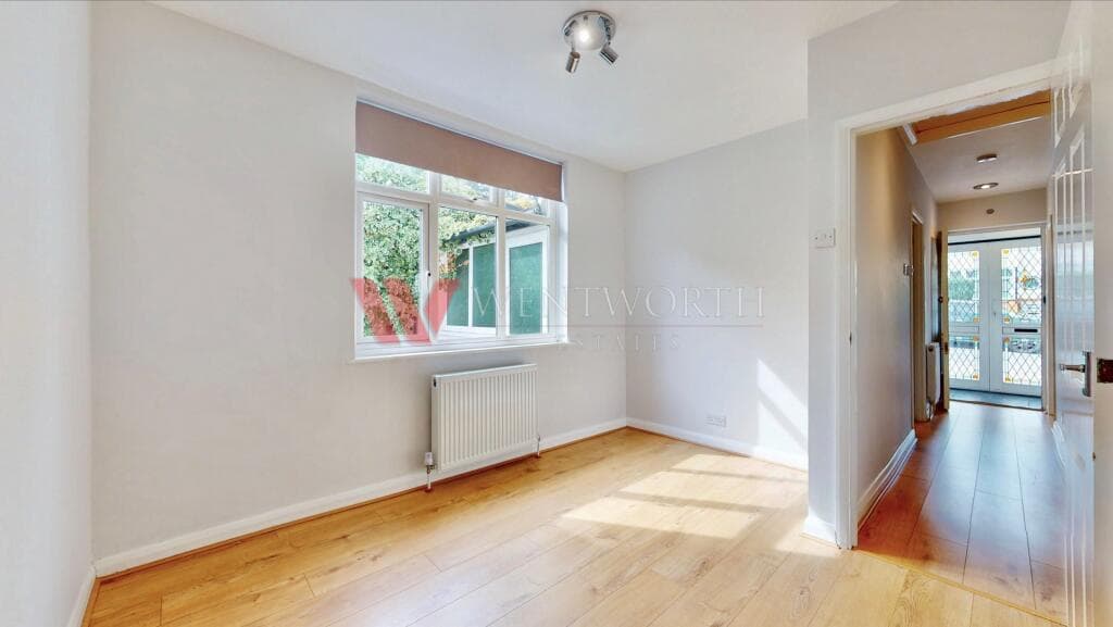 Netley Road, Newbury Park, IG2 - Image 10