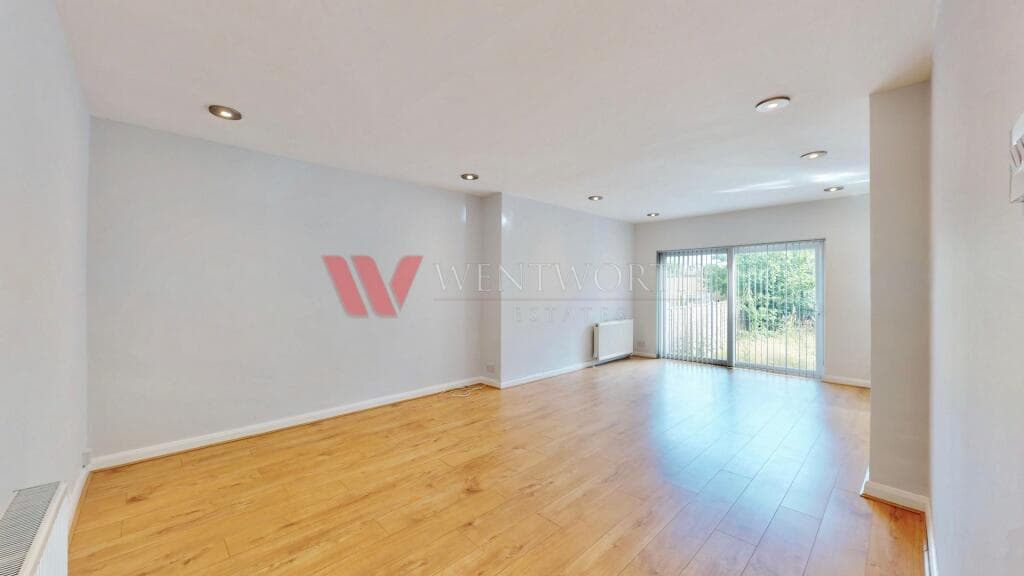 Netley Road, Newbury Park, IG2 - Image 11