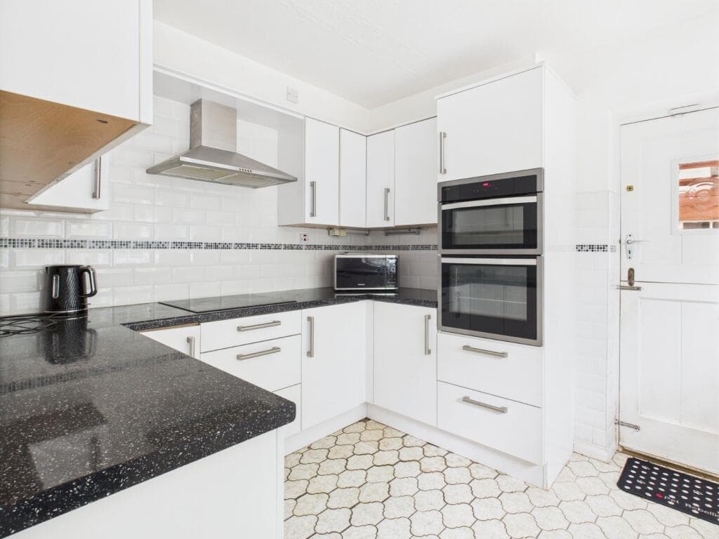 Stanley Hill, Amersham, Buckinghamshire, HP7 - Image 6
