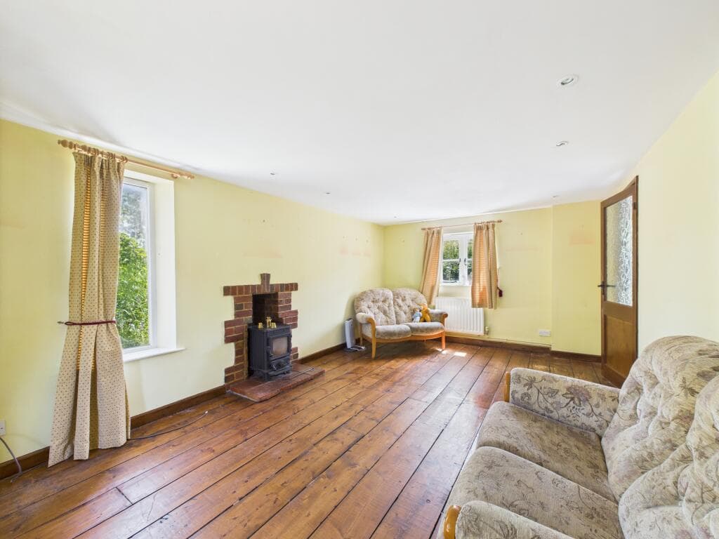 Bennett End Road - Image 5