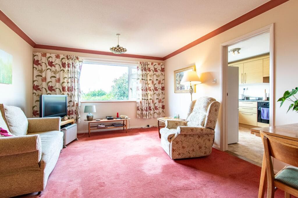 Woodgate Road, Liskeard, PL14 - Image 2