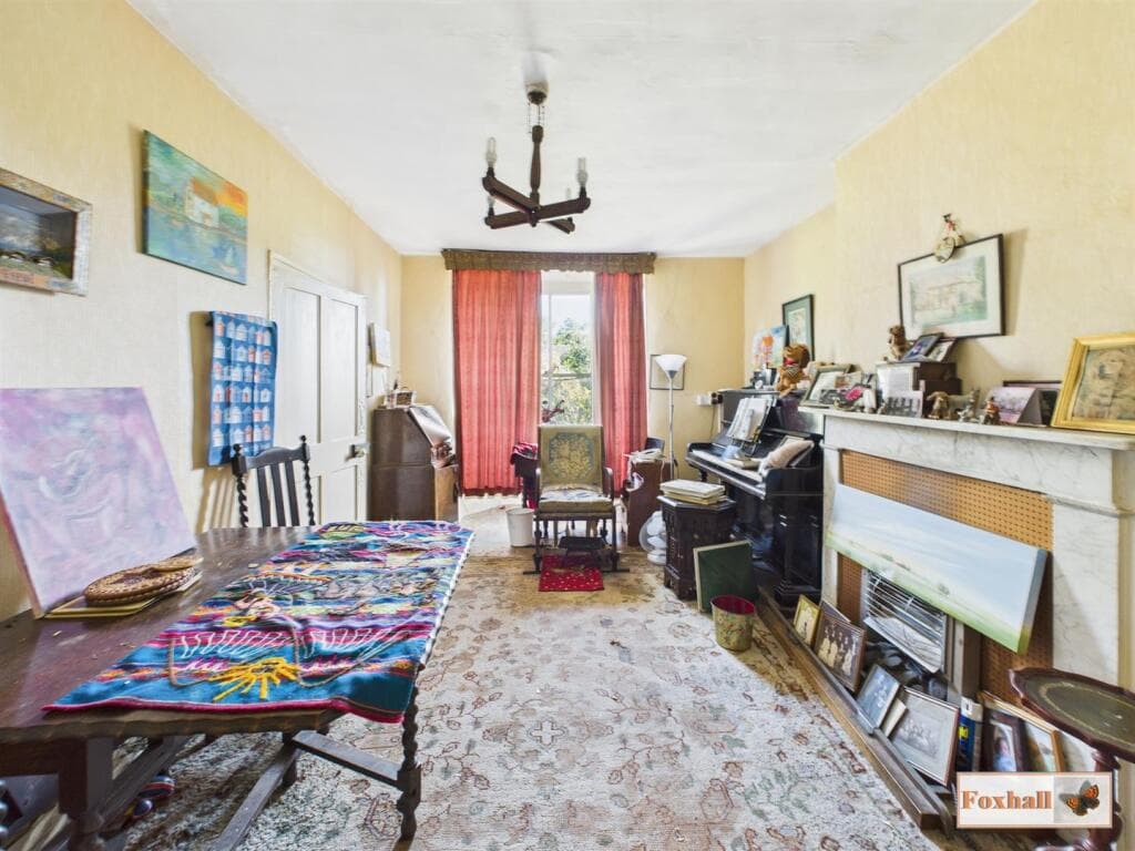 Woodbridge Road, Ipswich - Image 4