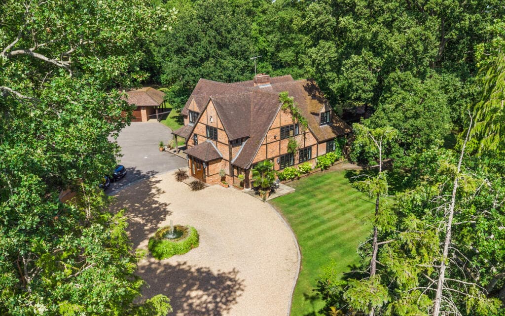 Earleydene, Ascot, SL5 - Image 7