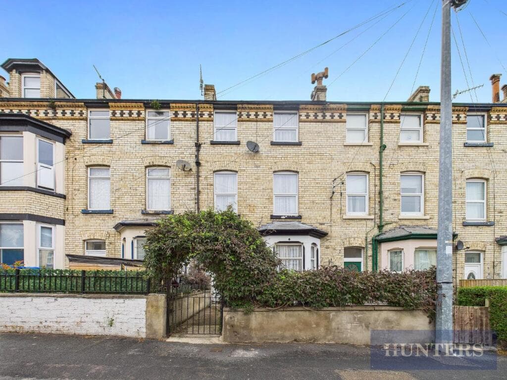 Gladstone Street, Scarborough - Image 1