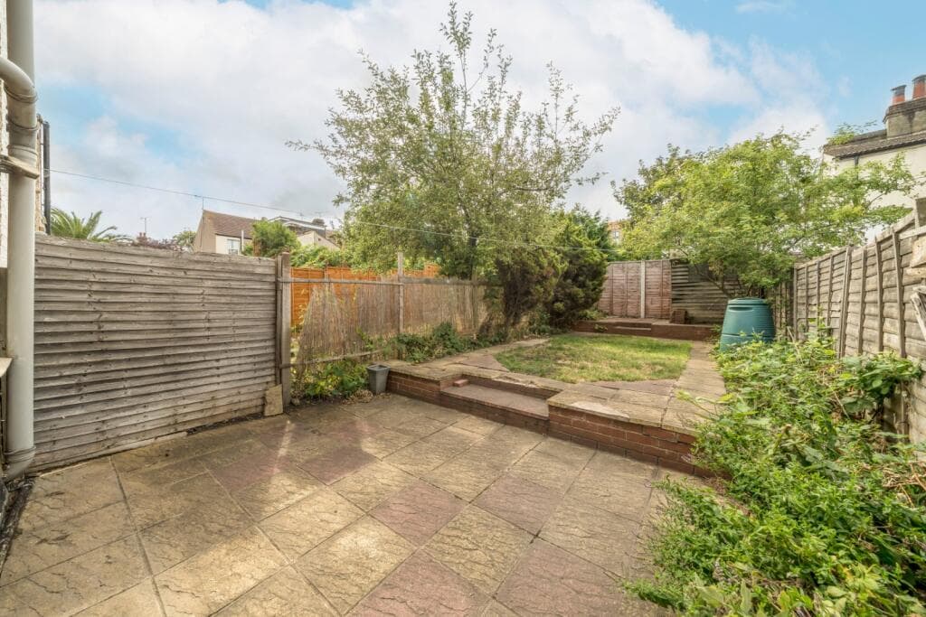 Woolwich Road, Charlton, SE7 - Image 10