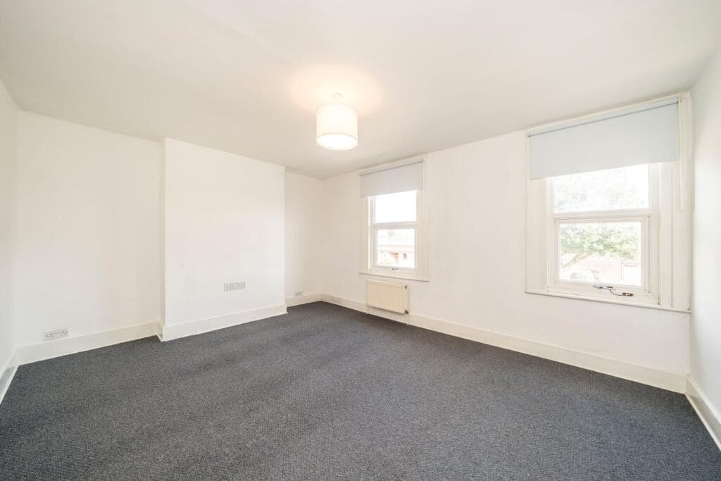 Woolwich Road, Charlton, SE7 - Image 5