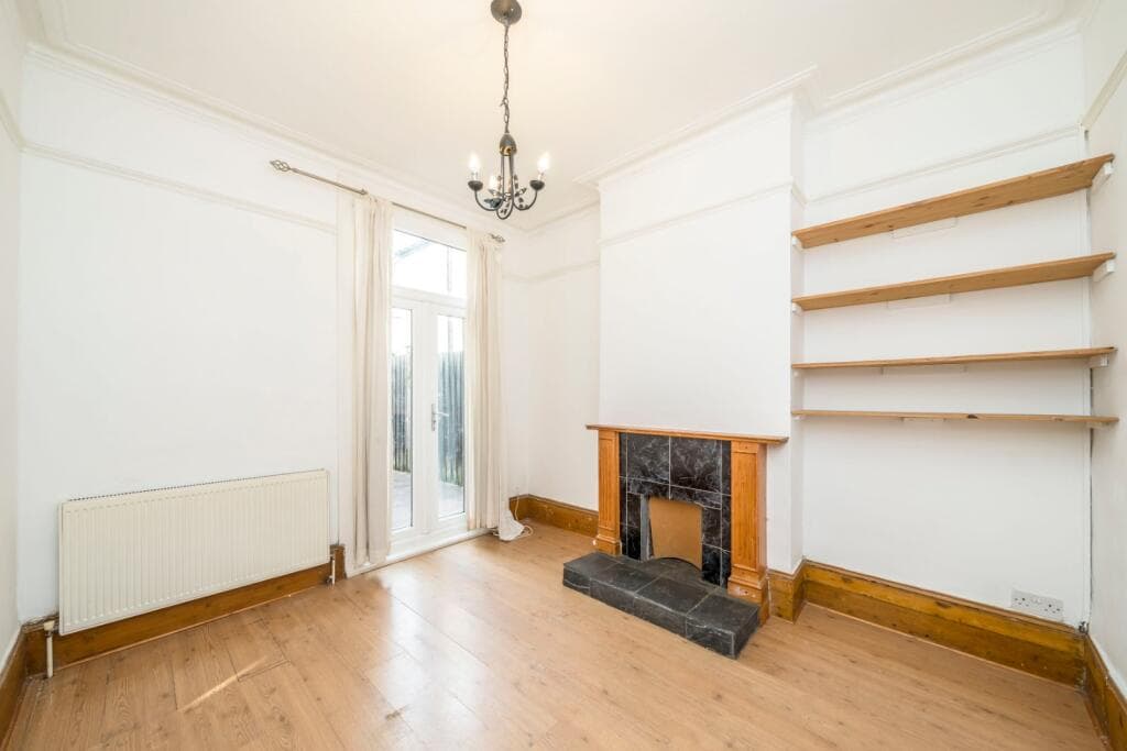 Woolwich Road, Charlton, SE7 - Image 9