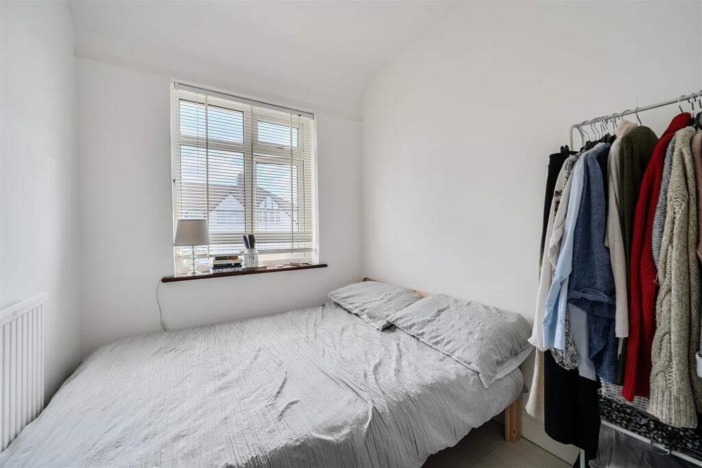 Aylesford Avenue, Beckenham - Image 10