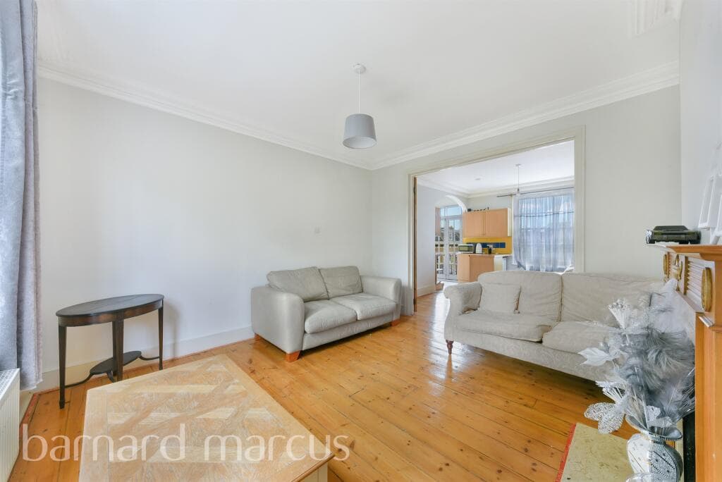 Cromwell Place, Mortlake, London - Image 2