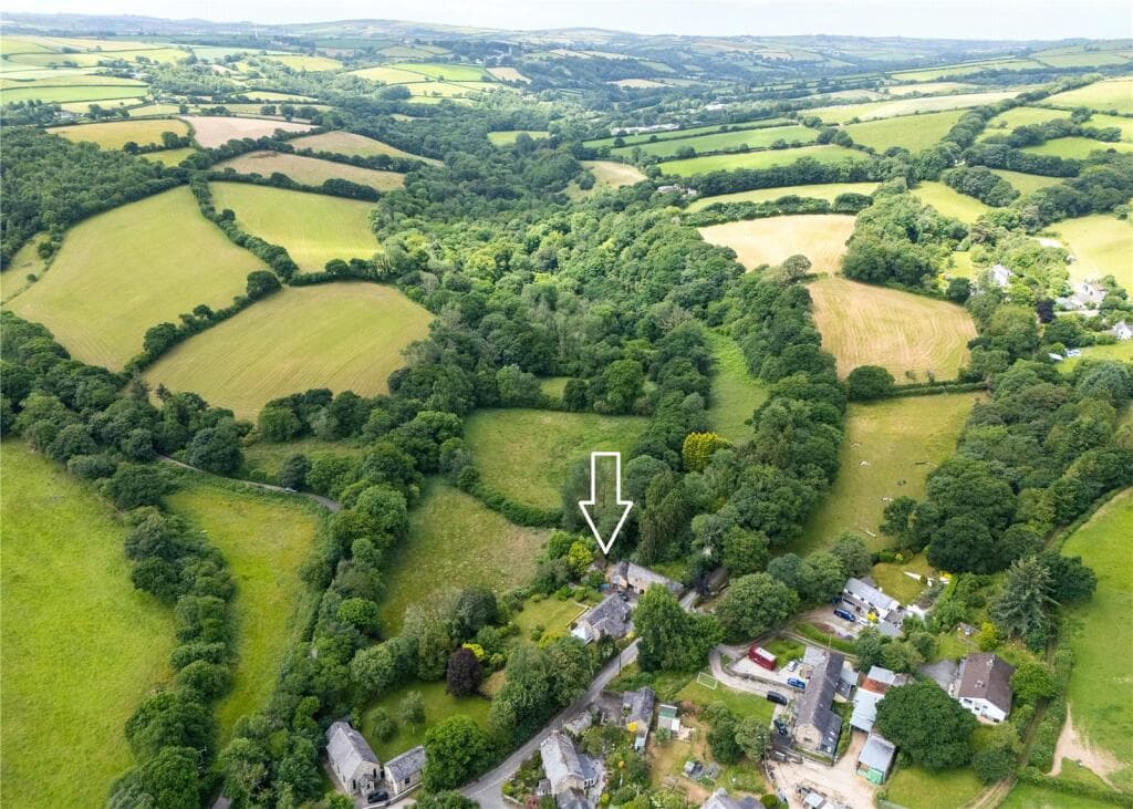 Ruthern Bridge, Bodmin, Cornwall, PL30 - Image 1