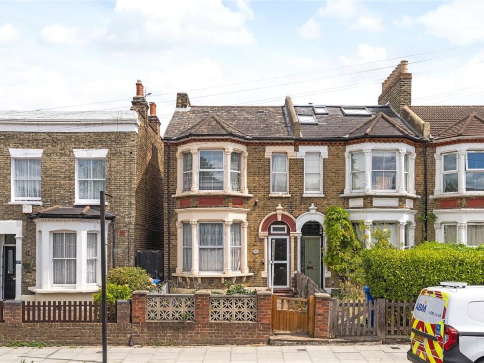 View property at Consort Road, London, SE15