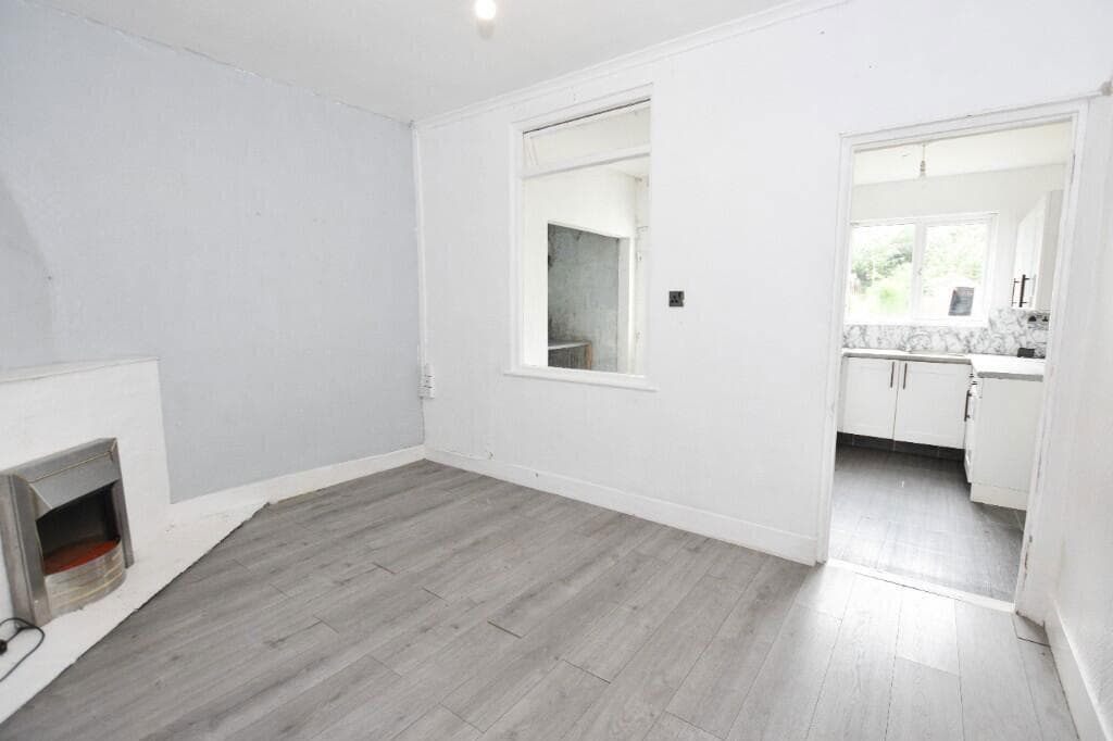 North Roskear Road, Camborne, Cornwall, TR14 8PS - Image 4