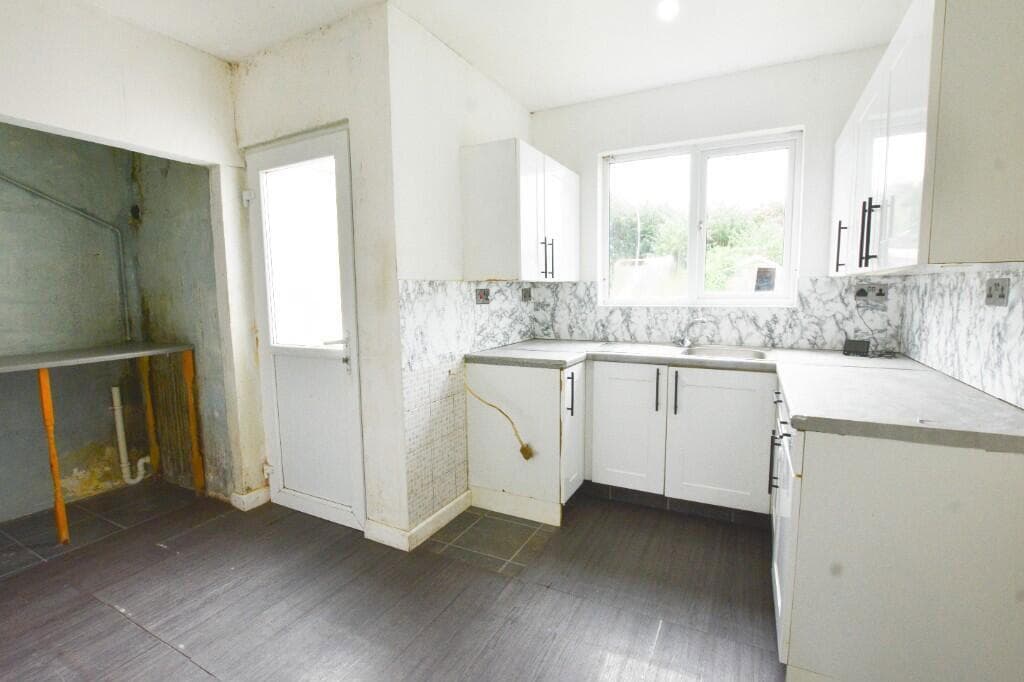North Roskear Road, Camborne, Cornwall, TR14 8PS - Image 5