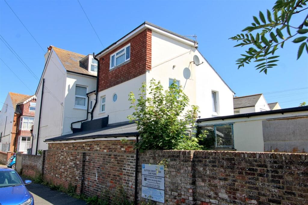 Sutton Road, Seaford - Image 6