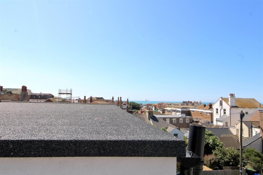 Sutton Road, Seaford - Image 7