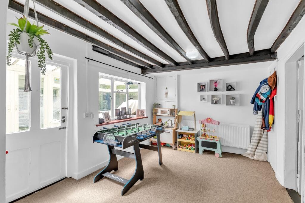 Henfield Road, Albourne, West Sussex, BN6 9DD - Image 4
