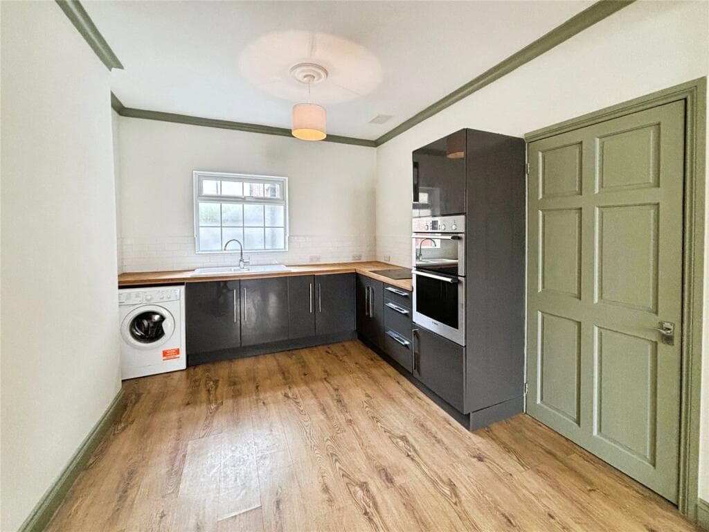 View property at Sea View Square, Herne Bay, Kent, CT6