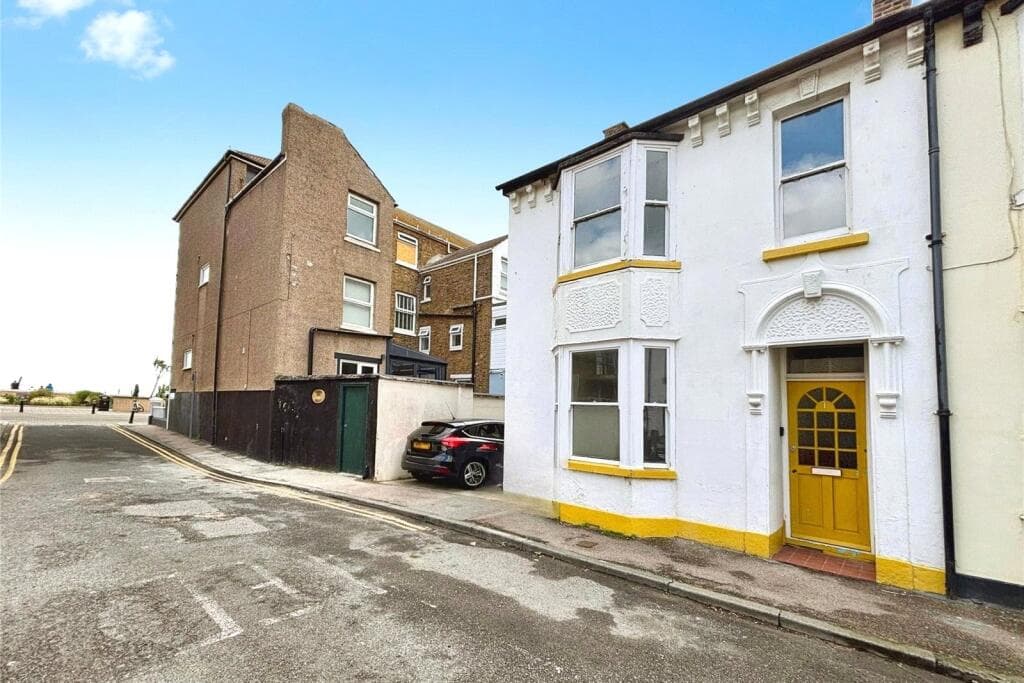 View property at Sea View Square, Herne Bay, Kent, CT6
