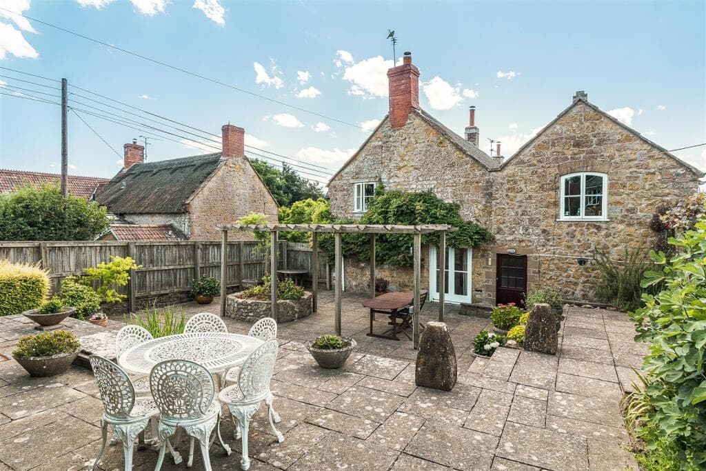 Puckington, Ilminster - Image 4